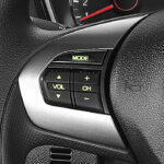 Honda Brio - Teknologi - New Audio Steering Switch with Illumination