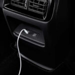 Honda CR-V - Kenyamanan - 2nd Row USB C