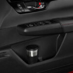 Honda CR-V - Kenyamanan - Front & Rear Door Pocket with Drink Holder