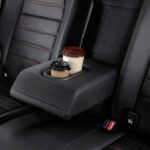 Honda CR-V - Kenyamanan - Rear Armrest with Cupholder