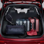 Honda CR-V - Kenyamanan - Spacious Trunk
