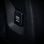 Honda WR-V - Kenyamanan - 2nd Row Power Outlet